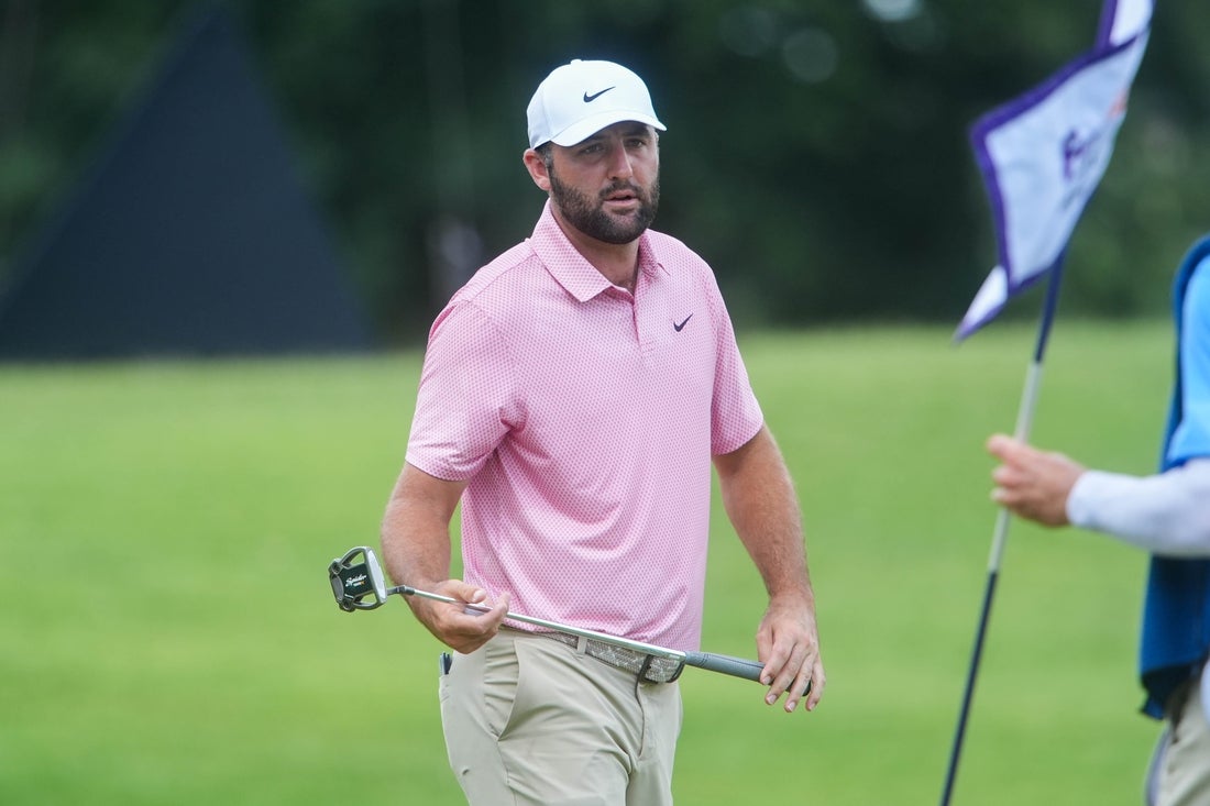 Scottie Scheffler fires 61 to jump into FedEx St. Jude lead