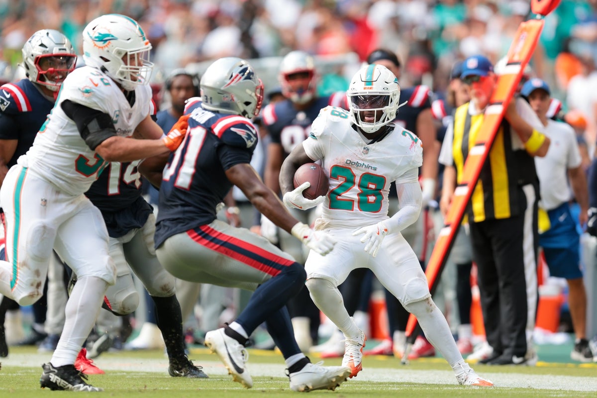 Sep 14, 2025; Miami Gardens, Florida, USA; Miami Dolphins running back De