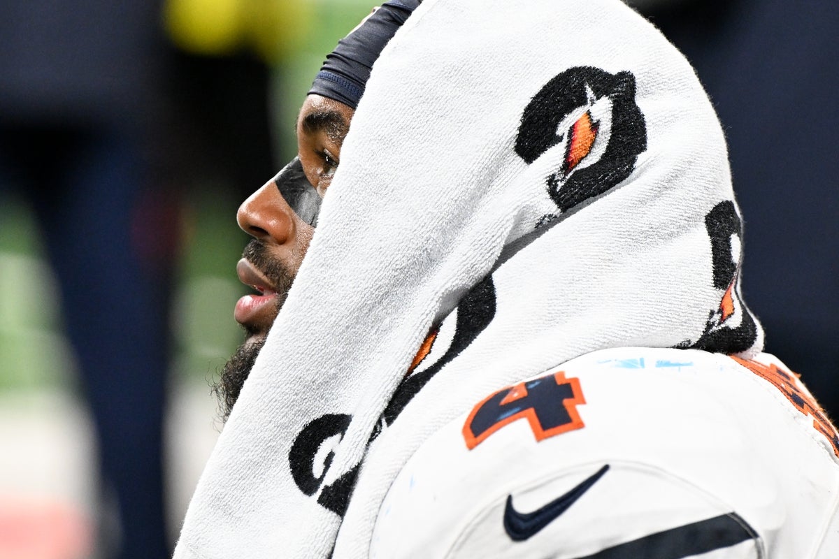 Sep 14, 2025; Detroit, Michigan, USA; Chicago Bears running back D