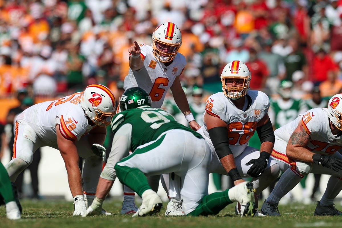 Sep 21, 2025; Tampa, Florida, USA; Tampa Bay Buccaneers quarterback Baker Mayfield (6) lines up against the New York Jets in the fourth quarter at Raymond James Stadium. Mandatory Credit: Nathan Ray Seebeck-Imagn Images