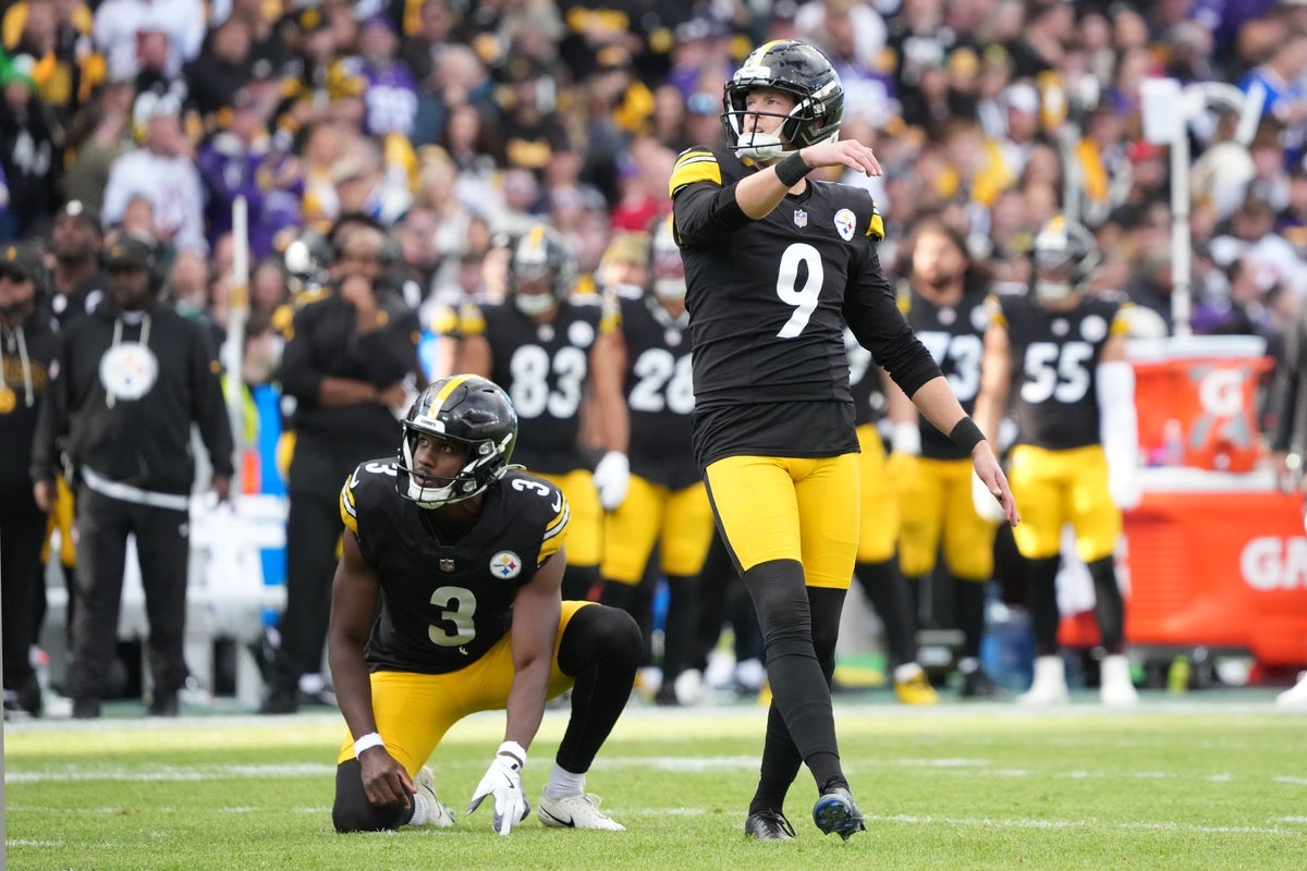 Sep 28, 2025; Dublin, Ireland; Pittsburgh Steelers kicker Chris Boswell (9) kicks a field goal out of the hold of punter Corliss Waitman (3) in the second half against the Minnesota Vikings during an NFL International Series game at Croke Park. Mandatory Credit: Kirby Lee-Imagn Images