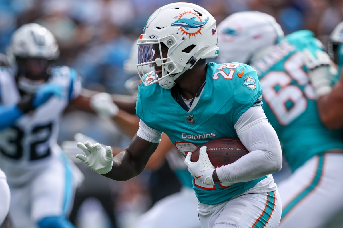 Oct 5, 2025; Charlotte, North Carolina, USA; Miami Dolphins running back De