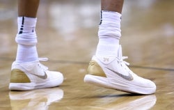 NBA: San Antonio Spurs at Milwaukee Bucks