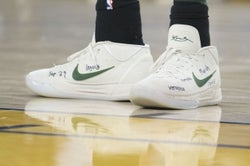 NBA: Milwaukee Bucks at Golden State Warriors