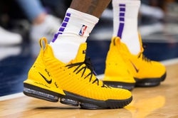 NBA: Los Angeles Lakers at Minnesota Timberwolves