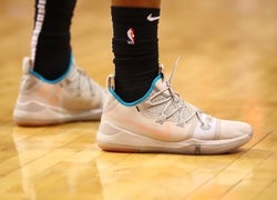 NBA: San Antonio Spurs at Phoenix Suns
