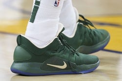 NBA: Milwaukee Bucks at Golden State Warriors