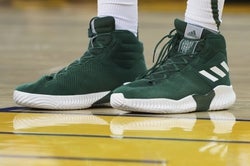 NBA: Milwaukee Bucks at Golden State Warriors