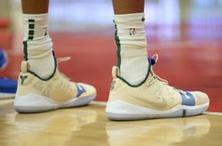 NBA: Milwaukee Bucks at Los Angeles Clippers