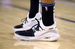 NBA: San Antonio Spurs at Golden State Warriors