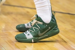 NBA: Milwaukee Bucks at Dallas Mavericks
