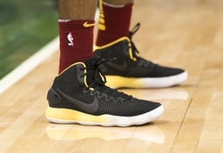 NBA: Cleveland Cavaliers at Milwaukee Bucks