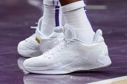 NBA: Sacramento Kings at Los Angeles Lakers