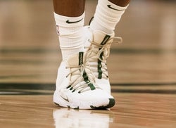 NBA: Houston Rockets at Milwaukee Bucks