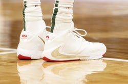 NBA: Los Angeles Clippers at Milwaukee Bucks
