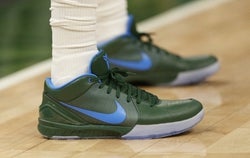 NBA: Minnesota Timberwolves at Milwaukee Bucks