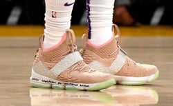 NBA: New York Knicks at Los Angeles Lakers