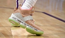 NBA: New York Knicks at Los Angeles Lakers