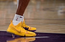 NBA: New York Knicks at Los Angeles Lakers