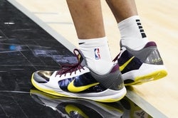 NBA: Atlanta Hawks at San Antonio Spurs