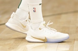 NBA: Sacramento Kings at Milwaukee Bucks