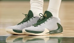 NBA: Sacramento Kings at Milwaukee Bucks