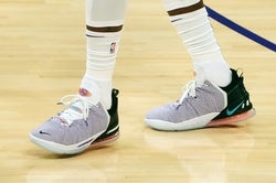 NBA: Oklahoma City Thunder at Los Angeles Lakers