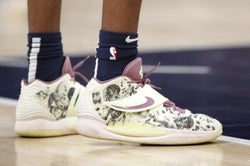 NBA: Atlanta Hawks at Minnesota Timberwolves