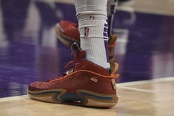 NBA: San Antonio Spurs at Los Angeles Lakers