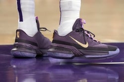 NBA: Sacramento Kings at Los Angeles Lakers