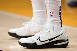 NBA: Milwaukee Bucks at Los Angeles Lakers