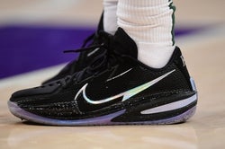 NBA: Milwaukee Bucks at Los Angeles Lakers