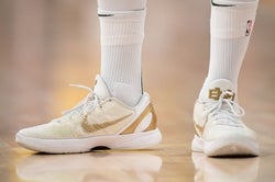 NBA: Milwaukee Bucks at Los Angeles Lakers