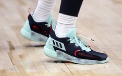 NBA: Los Angeles Clippers at Dallas Mavericks