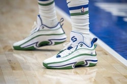 NBA: Los Angeles Lakers at Dallas Mavericks