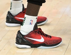 NBA: Atlanta Hawks at Milwaukee Bucks
