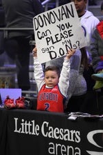 NBA: Cleveland Cavaliers at Detroit Pistons