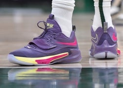 NBA: Dallas Mavericks at Milwaukee Bucks