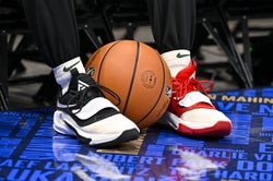 NBA: Milwaukee Bucks at Dallas Mavericks
