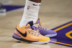 NBA: San Antonio Spurs at Los Angeles Lakers