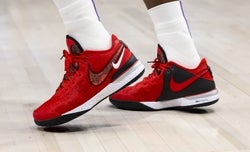 NBA: Los Angeles Lakers at Dallas Mavericks
