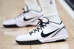NBA: Dallas Mavericks at Los Angeles Clippers