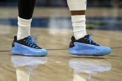 NBA: San Antonio Spurs at Minnesota Timberwolves