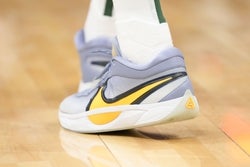 NBA: Atlanta Hawks at Milwaukee Bucks