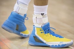 NBA: Philadelphia 76ers at Golden State Warriors