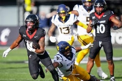 West Virginia vs Houston Prediction 11/1/25 College Football Picks Today