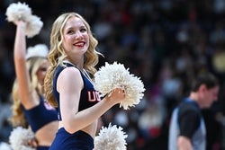 Illinois vs UConn Prediction 11/28/25 College Basketball Picks Today