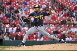 Brewers vs Cubs Prediction 5/3/25 MLB Picks Today