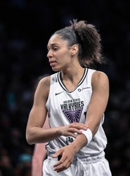Valkyries vs Lynx Prediction 6-1-25 WNBA Picks