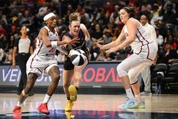 Sun vs Sky Prediction 6-15-25 WNBA Picks